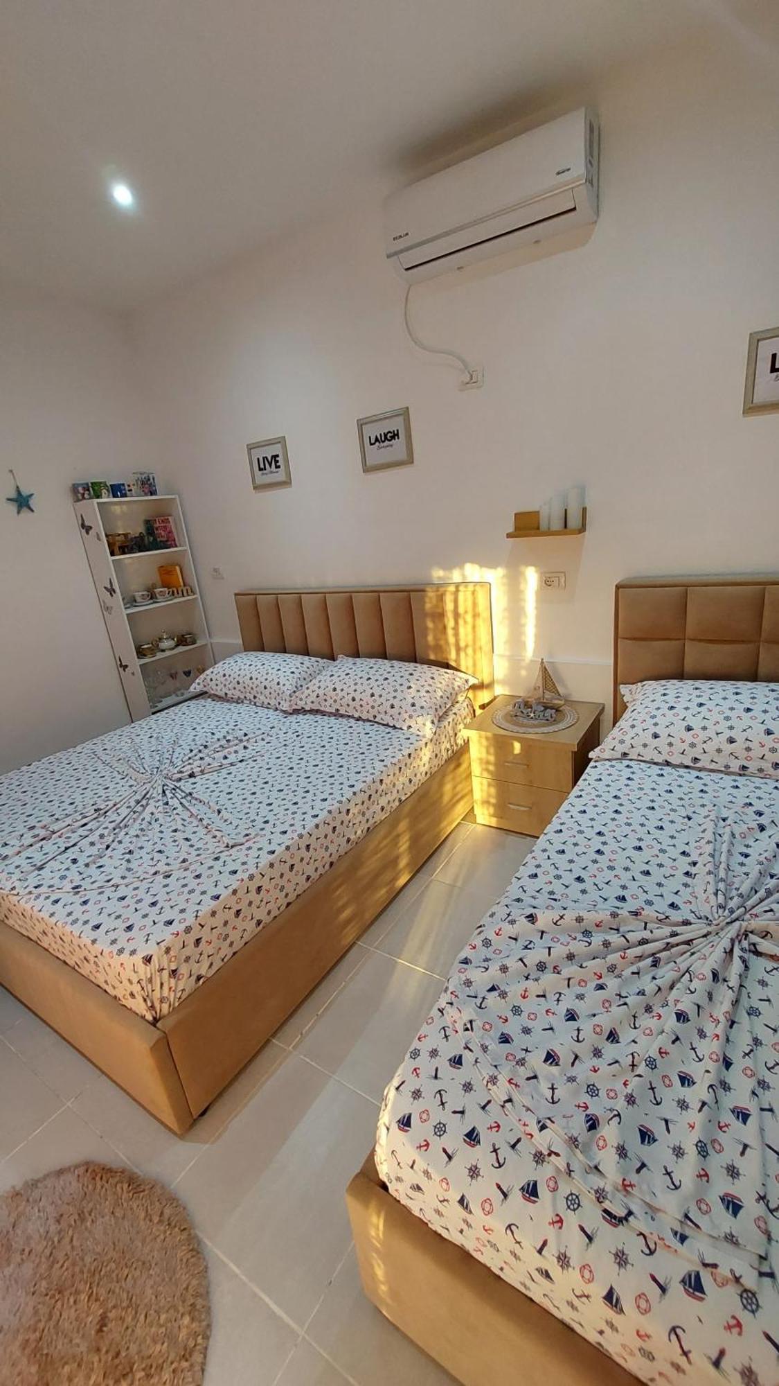 R&R Gesthouse Hotel Shiroka Bagian luar foto