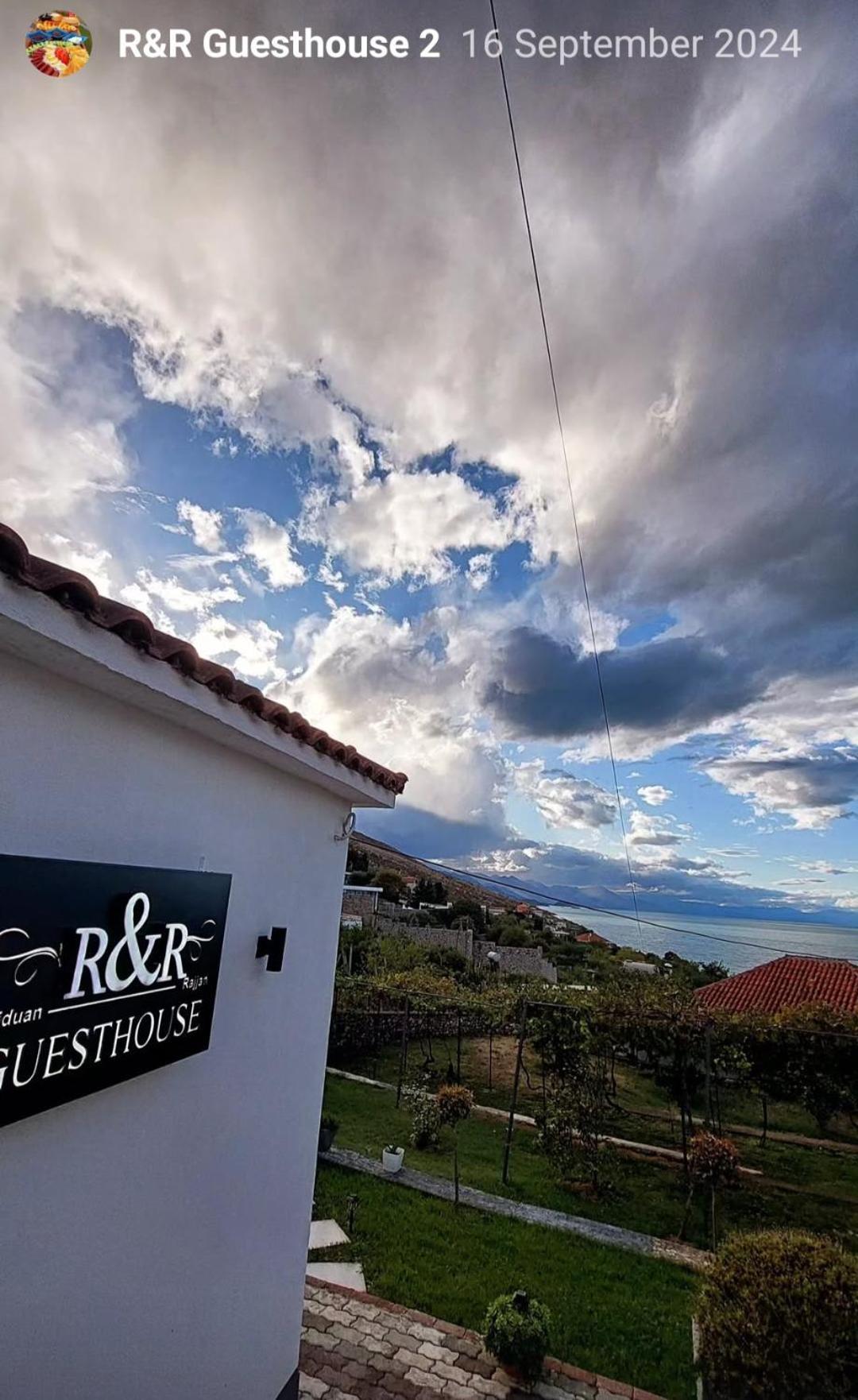 R&R Gesthouse Hotel Shiroka Bagian luar foto